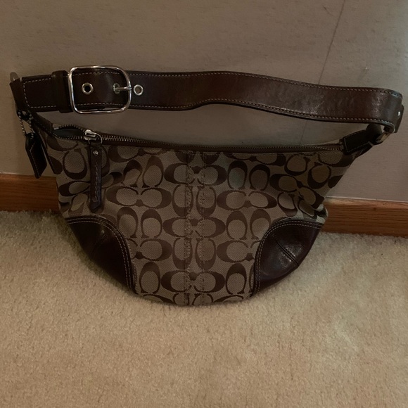 Coach purse - Picture 2 of 2